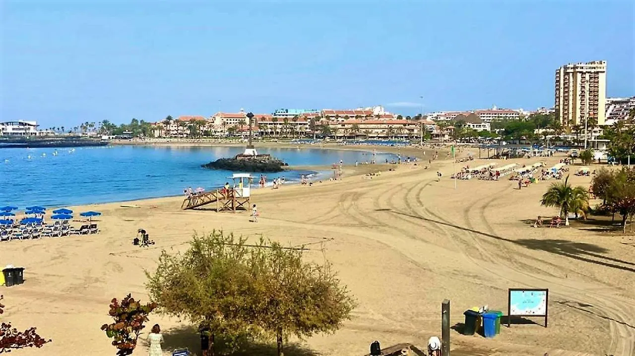 Summer light in Playa de las Americas Apartamento