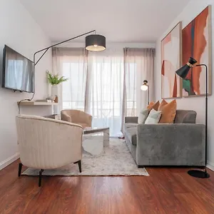 alterhome-plaza-de-castilla-iii.besthotelstoledo.com/